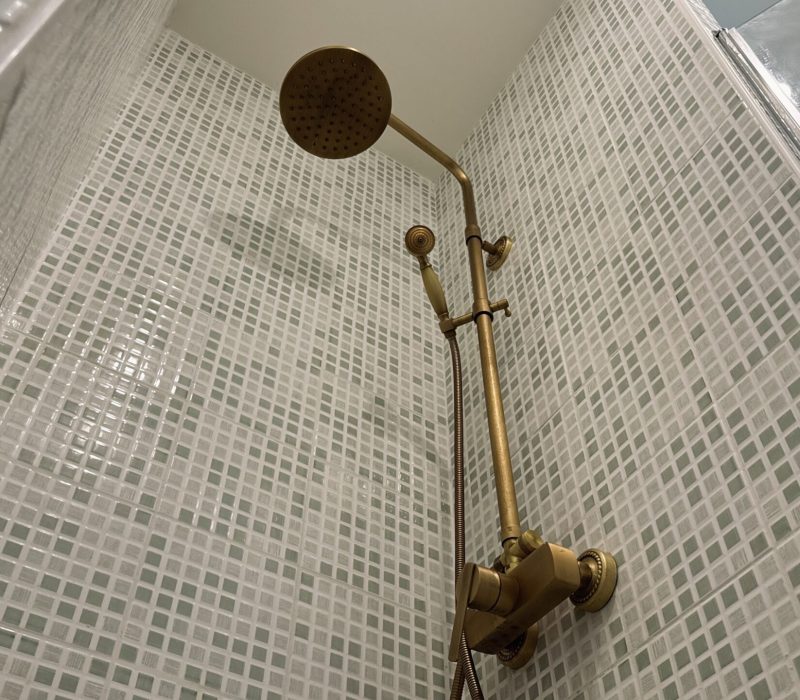 Domaine Kaet - chambre d'hôtes cyprès - douche à l'italienne